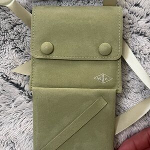 Van Cleef & Arpels Green Jewelry Pouch with box NEW